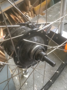 Hub without brake disc