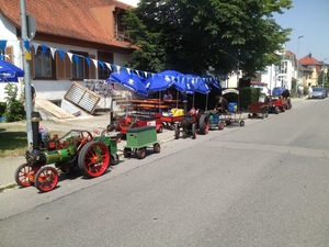 The steam engines in front of Ines